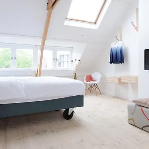 https://studio-nr7.eindhoven-hotels.net